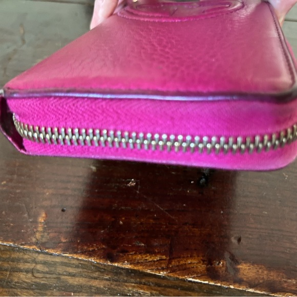 Authentic Gucci Soho Zip Wallet in Pink (Barbie Vibes!) Pebble Leather w Tassel - Picture 8 of 13
